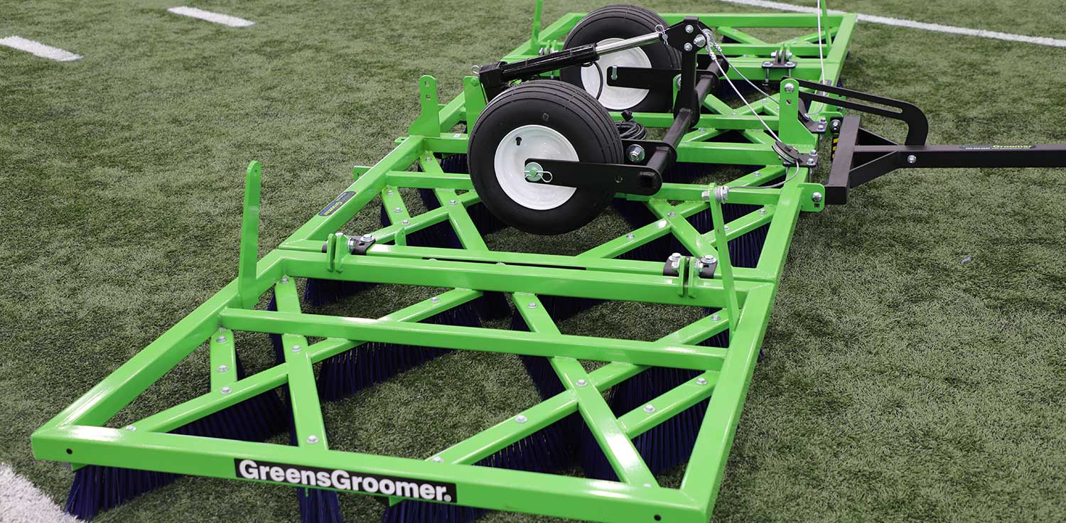 Integrated Synthetic Sports Turf Groomer